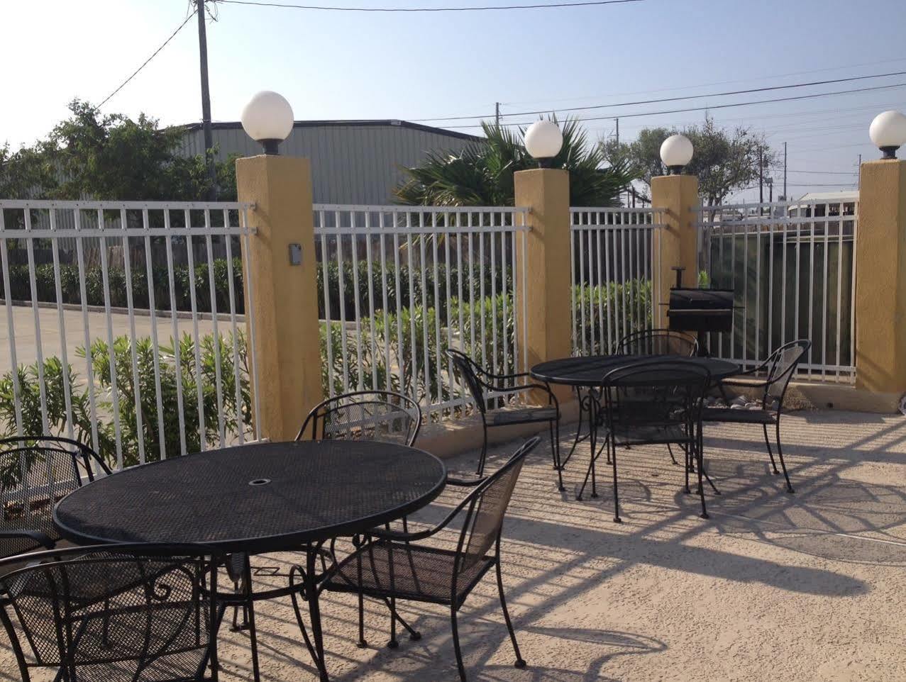 Rodeway Inn & Suites Corpus Christi Exteriér fotografie